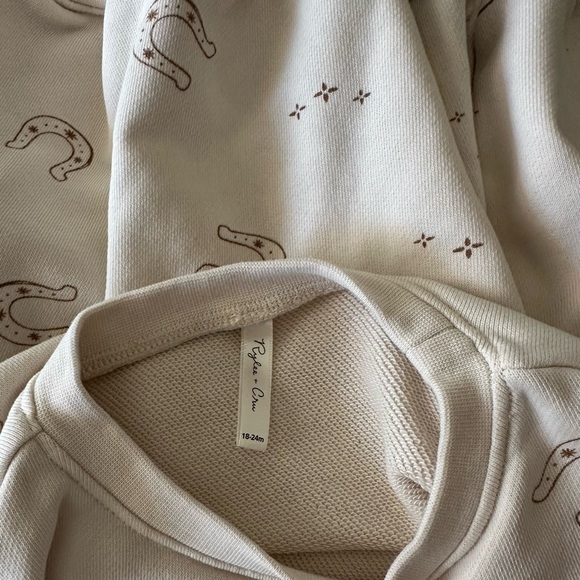 Rylee + Cru Sweatshirt - Picture 3 of 5